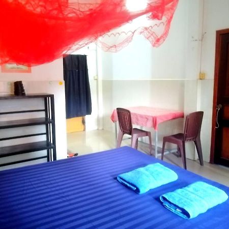 Tortuga Guesthouse Kampot Bagian luar foto