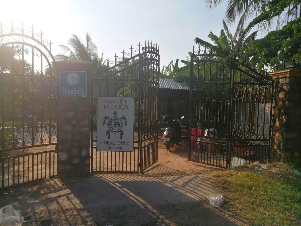 Tortuga Guesthouse Kampot Bagian luar foto