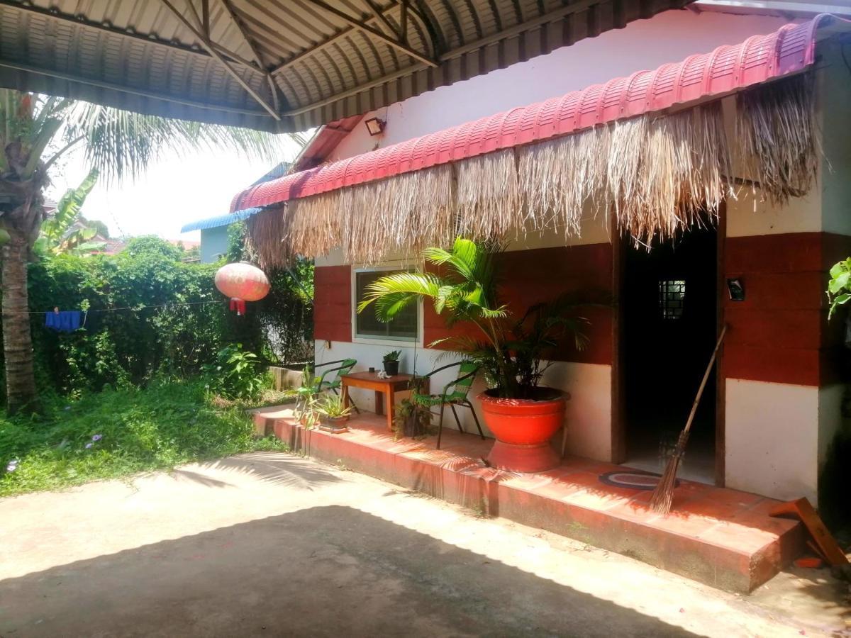 Tortuga Guesthouse Kampot Bagian luar foto